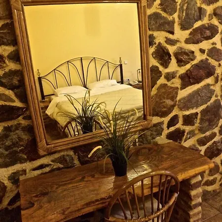 Loggas Hotel 3*